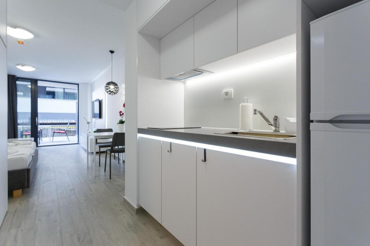 Apartments Sindy And Mendy With Parking Space In The Garage Dubrovnik Exterior foto