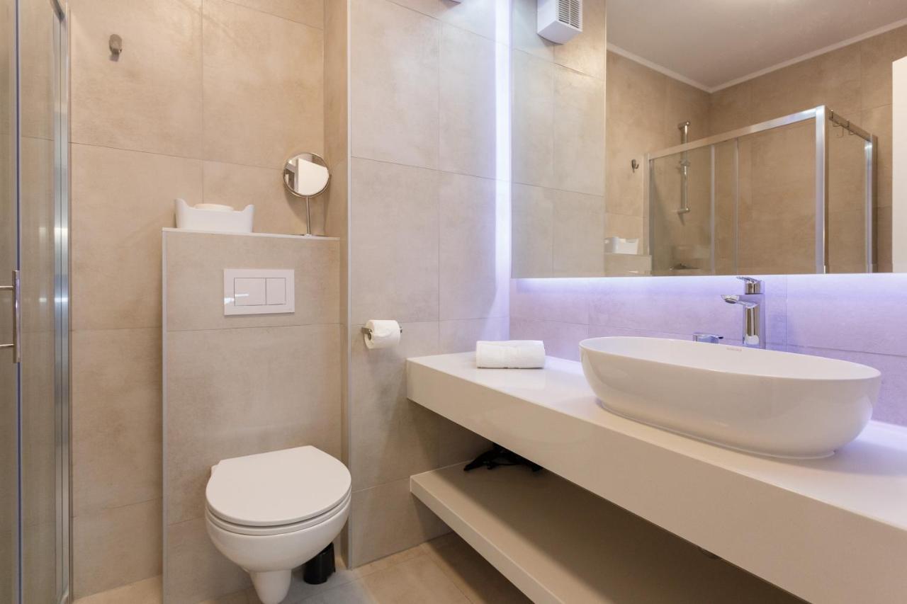 Apartments Sindy And Mendy With Parking Space In The Garage Dubrovnik Exterior foto